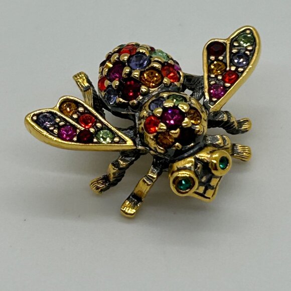Joan Rivers Signed Bee Brooch Jewel Tone Rhinestone Vintage Gold Tone Insect Pin - Picture 2 of 11